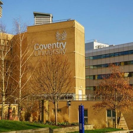 Comfortable Town House In Coventry City Centre Villa Esterno foto